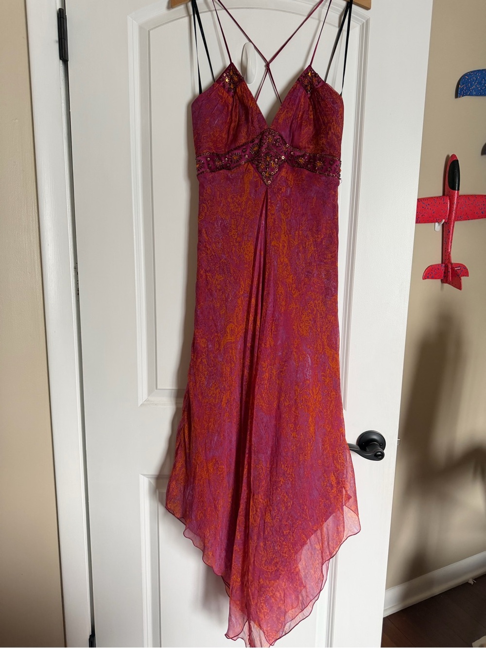 Laundry by Shelli Segal gorgeous red/orange chiffon dress, size 6. Almost new